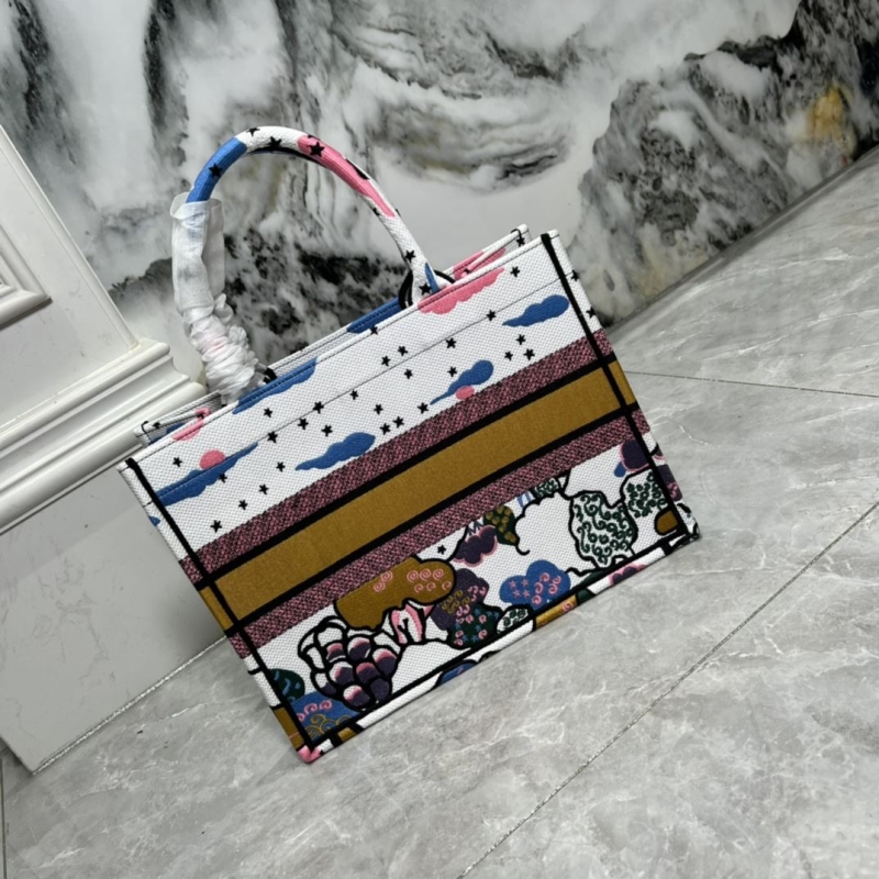 Dior Shopping Bags